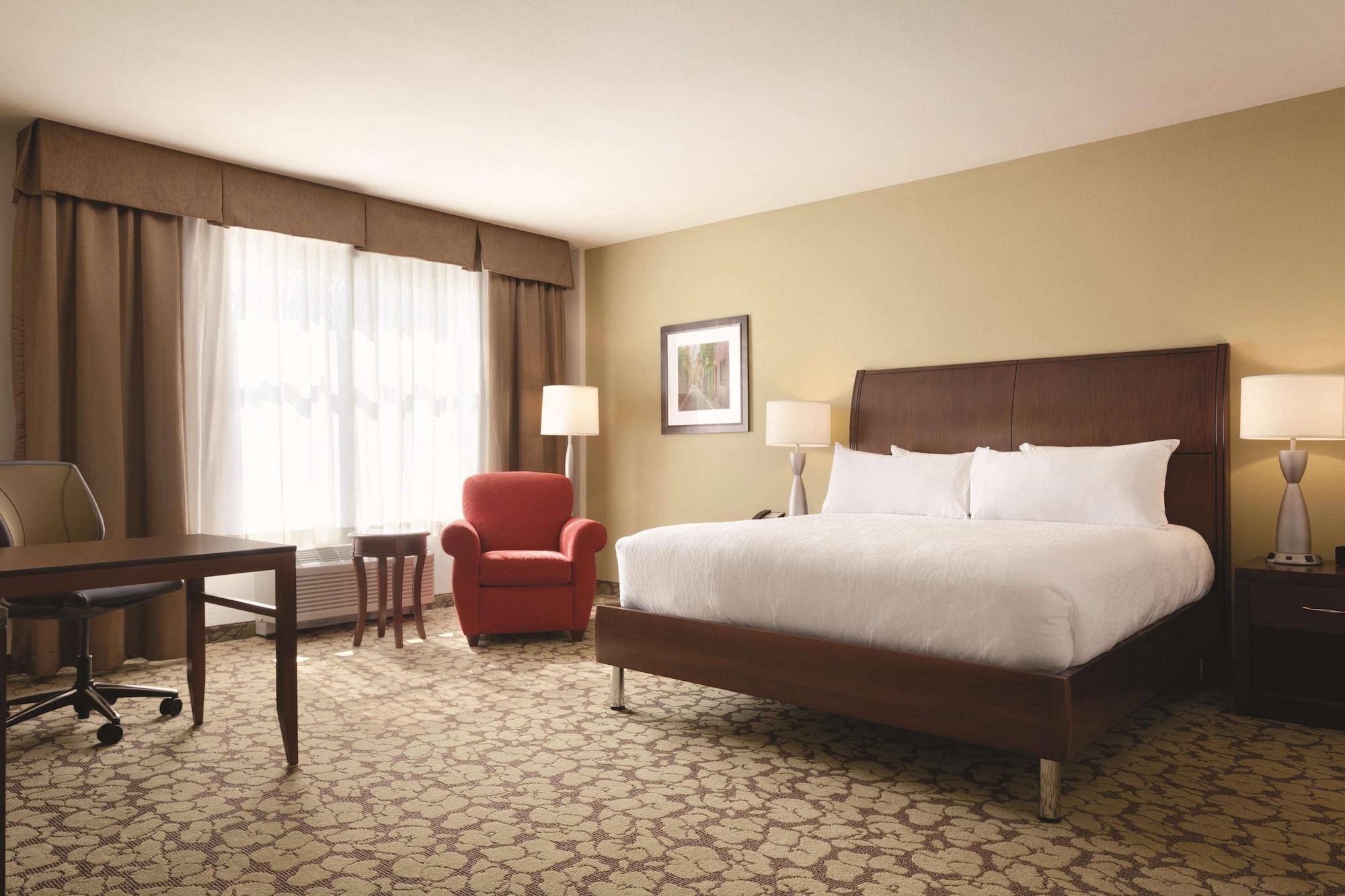 Hilton Garden Inn Boston Logan Airport Bagian luar foto