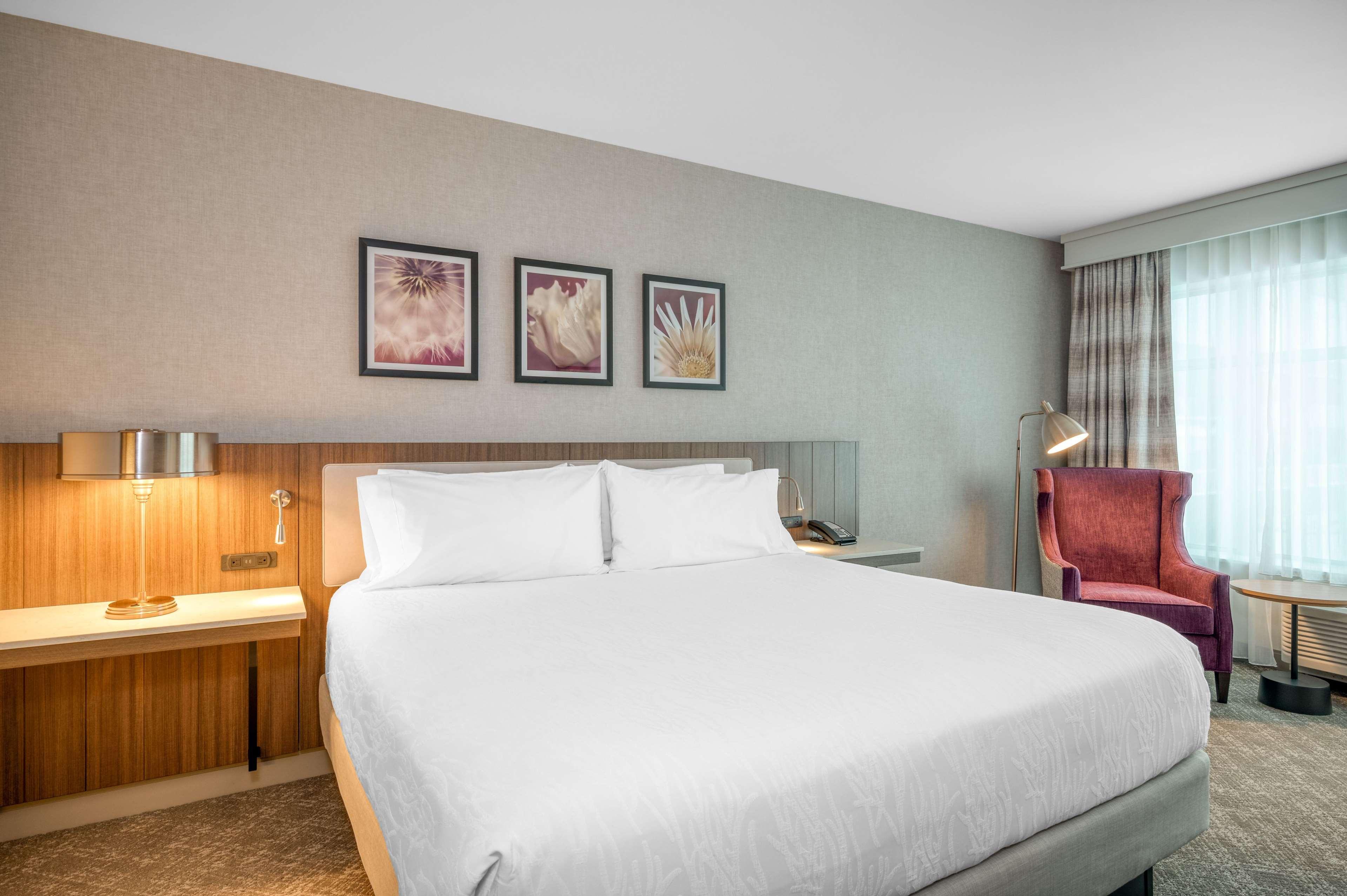 Hilton Garden Inn Boston Logan Airport Bagian luar foto