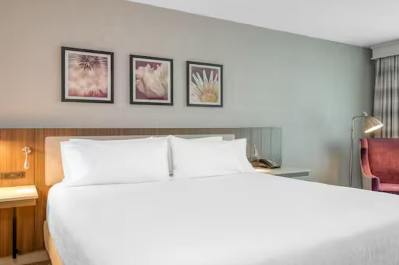 Hilton Garden Inn Boston Logan Airport Bagian luar foto