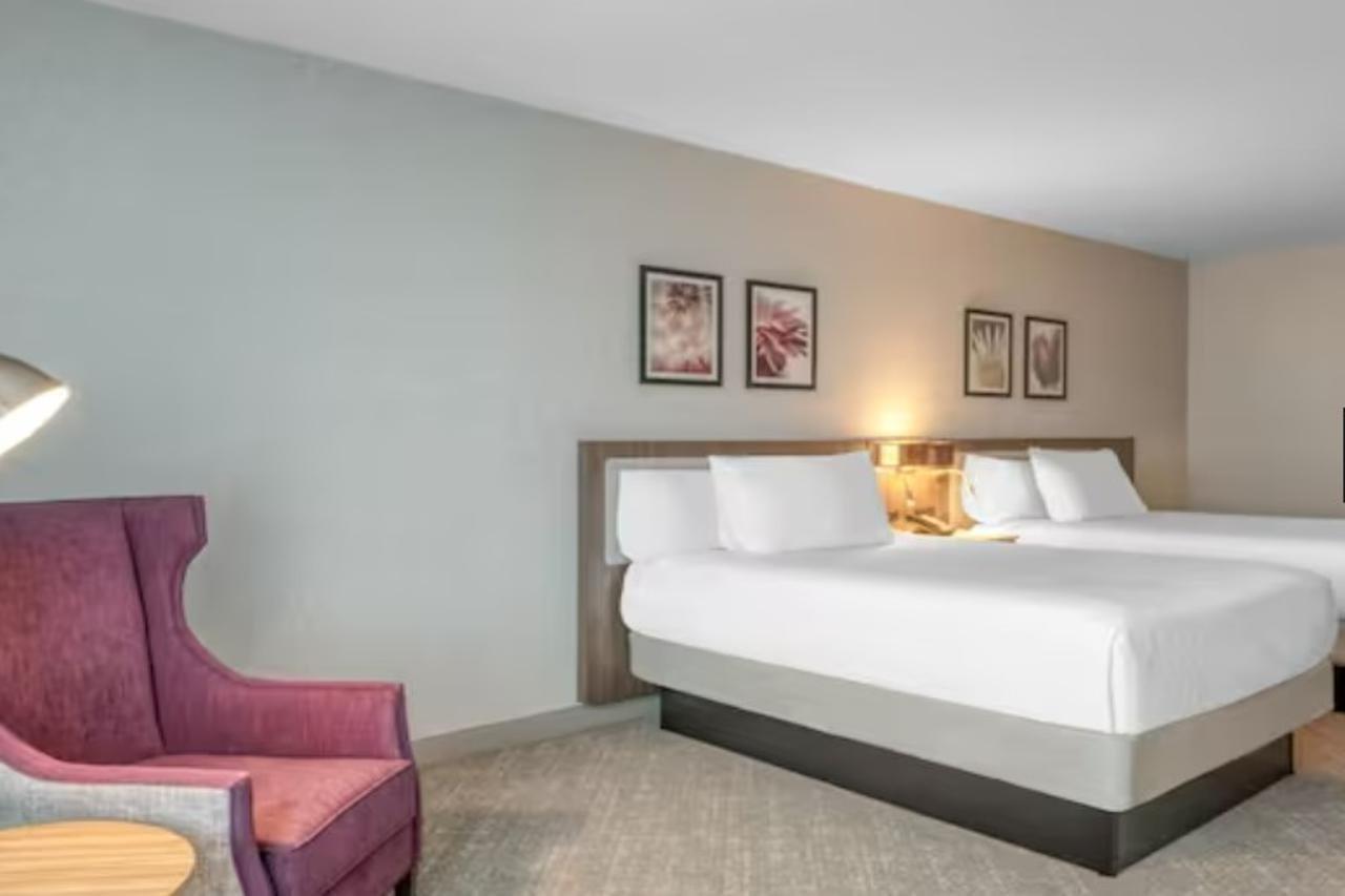 Hilton Garden Inn Boston Logan Airport Bagian luar foto