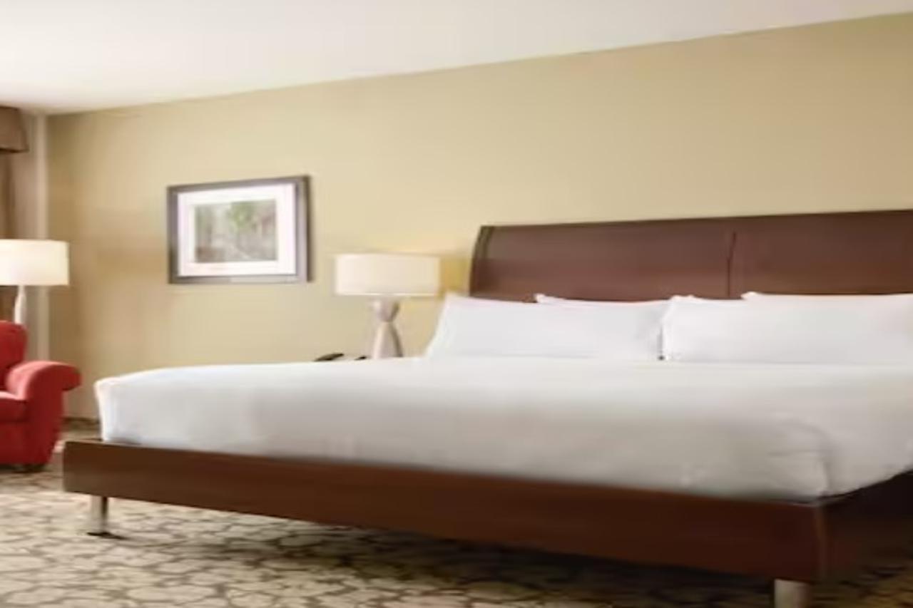 Hilton Garden Inn Boston Logan Airport Bagian luar foto