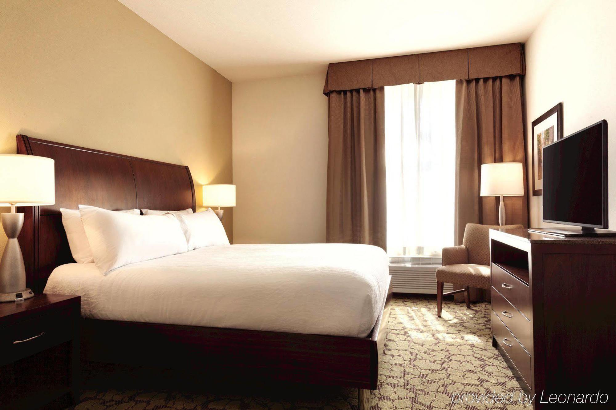 Hilton Garden Inn Boston Logan Airport Bagian luar foto
